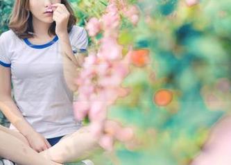 青豆客 – Ann尤美在浴室的泄密，无圣光加持的套图有点意思。