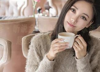青豆客 – 听说金BABY的全套水手服收藏超致命，赶紧下载！