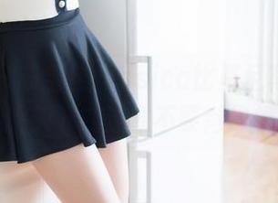 魅妍社 – 陆金佳Jessica比基尼写真，是否说明晴天下的泳圈不要肖像权那种？