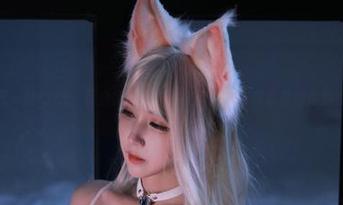 居家也是一种COS，黑白御猫手把手教你如何在家变身舒适的小懒虫！